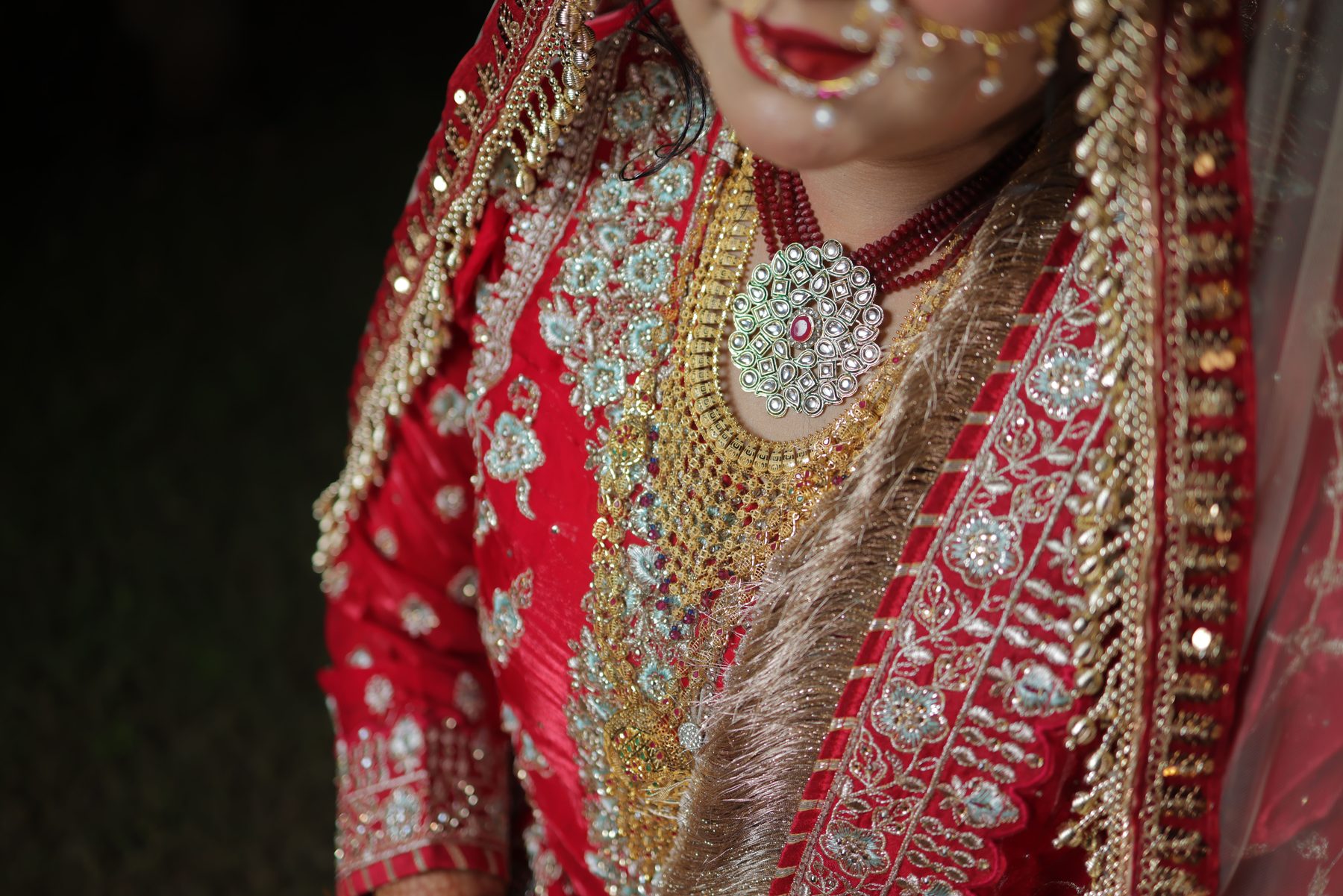 Bridal jewellery detail